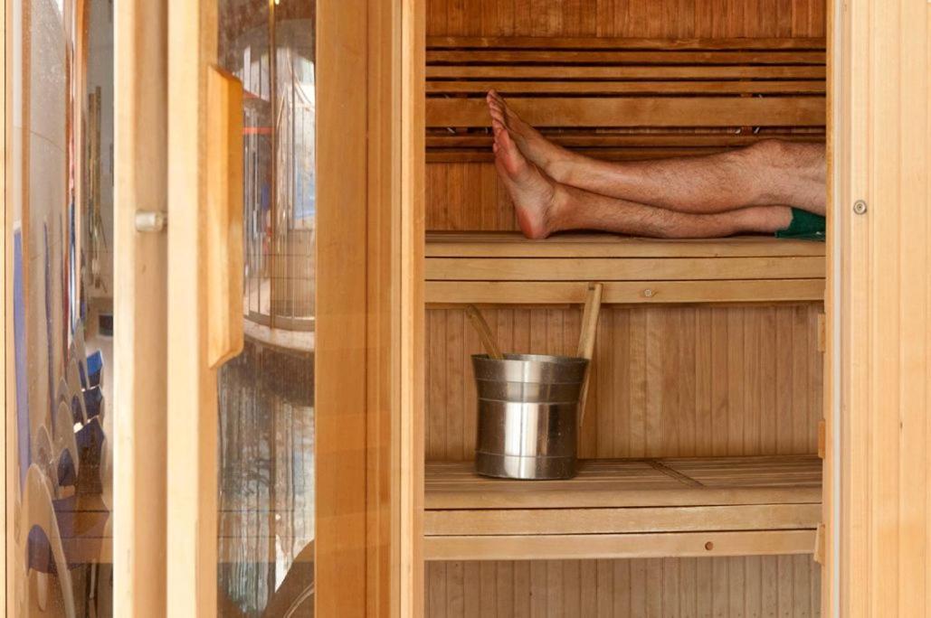 Fistral Hot Tub House For 8 On Retallack Resort New Quay Exteriér fotografie